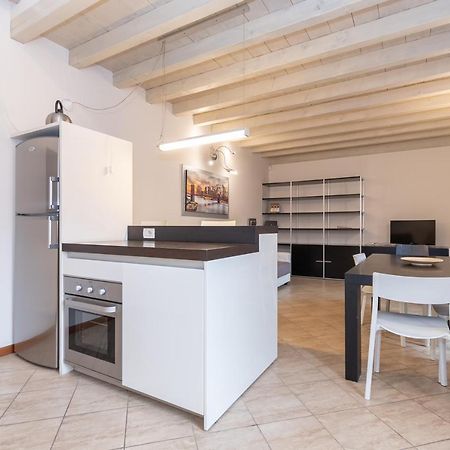 Trilocale Rua Sovera 85 - F&L Aparment Μπρέσια Εξωτερικό φωτογραφία