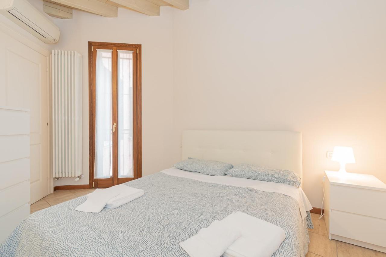 Trilocale Rua Sovera 85 - F&L Aparment Μπρέσια Εξωτερικό φωτογραφία