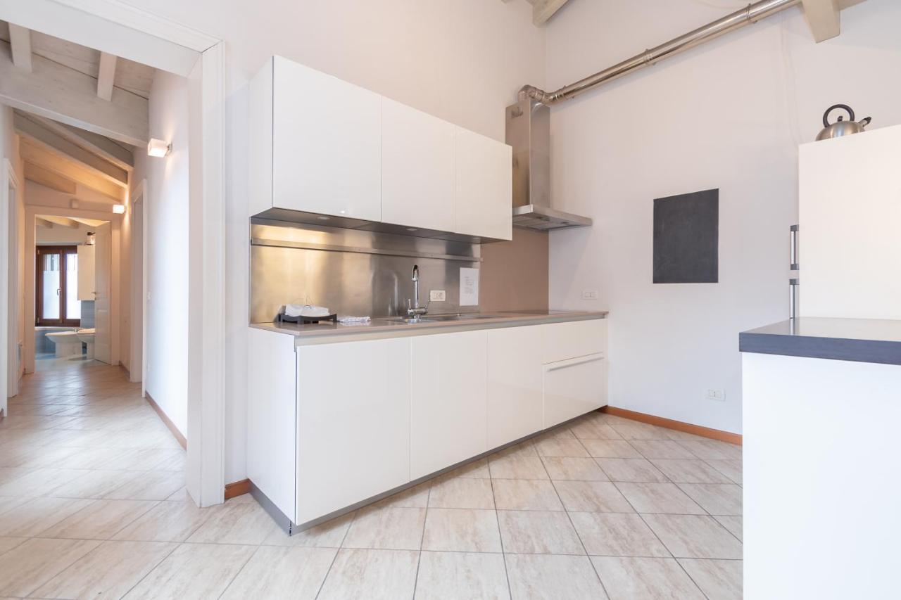 Trilocale Rua Sovera 85 - F&L Aparment Μπρέσια Εξωτερικό φωτογραφία