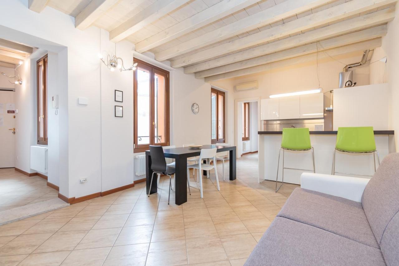 Trilocale Rua Sovera 85 - F&L Aparment Μπρέσια Εξωτερικό φωτογραφία