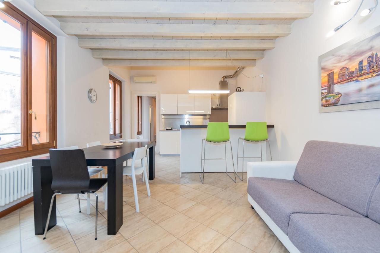 Trilocale Rua Sovera 85 - F&L Aparment Μπρέσια Εξωτερικό φωτογραφία