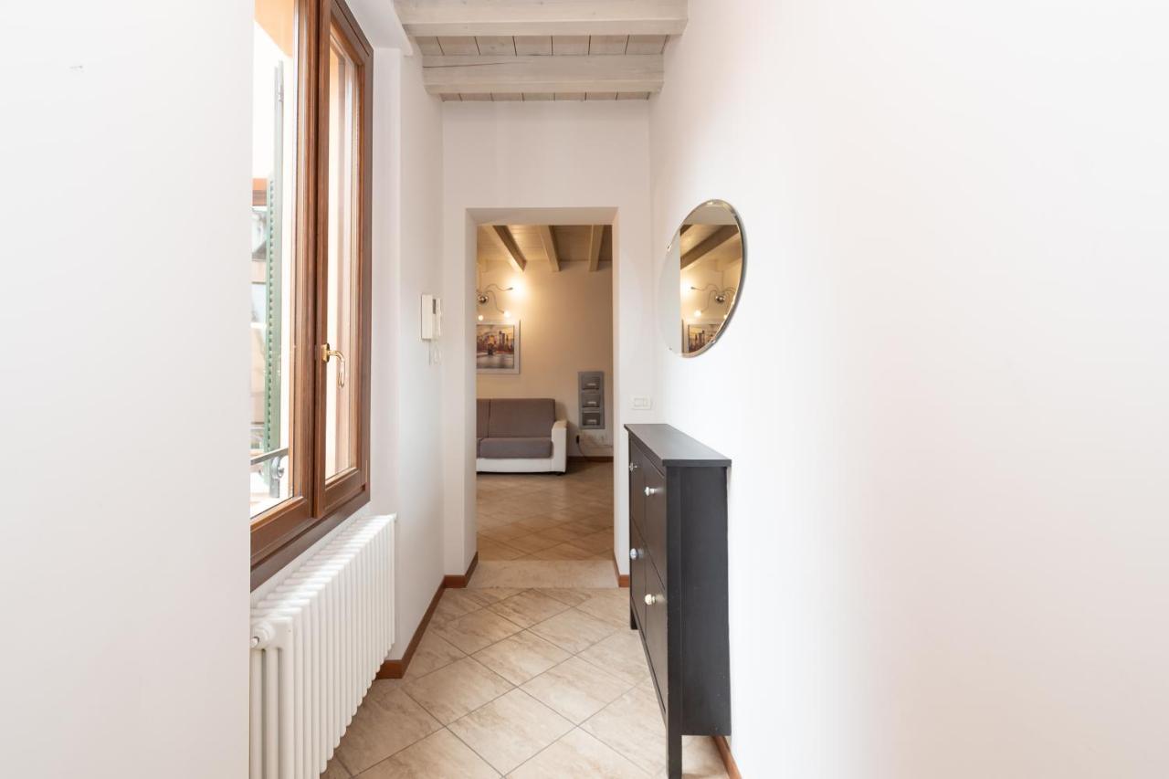 Trilocale Rua Sovera 85 - F&L Aparment Μπρέσια Εξωτερικό φωτογραφία
